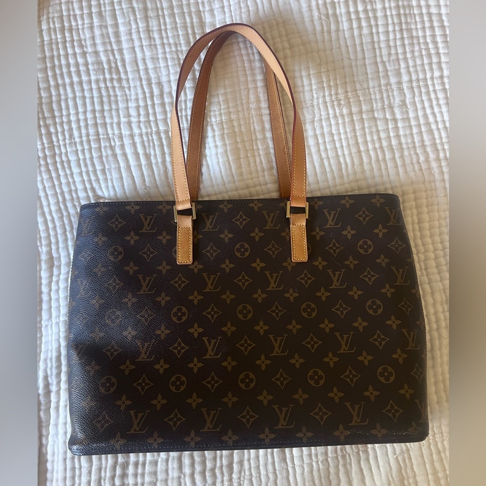 Louis Vuitton Cabas Mezzo Monogram Tote